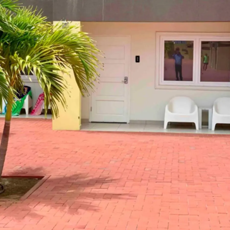 Family Apartment With Pool In Aruba Palm Beach