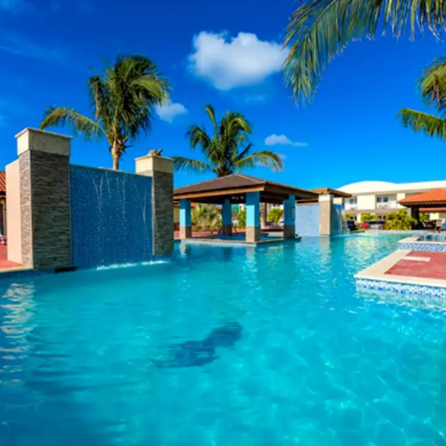 Family Apartment With Pool In Aruba Palm Beach